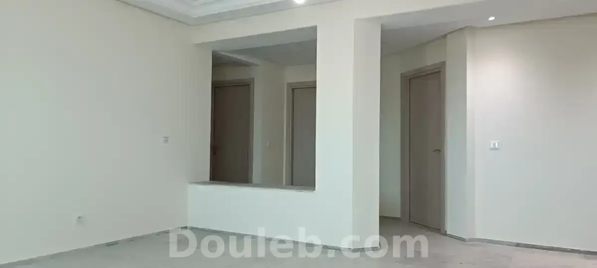 Bureau neuf en a2 à usage médical ou administratif - Photo 1