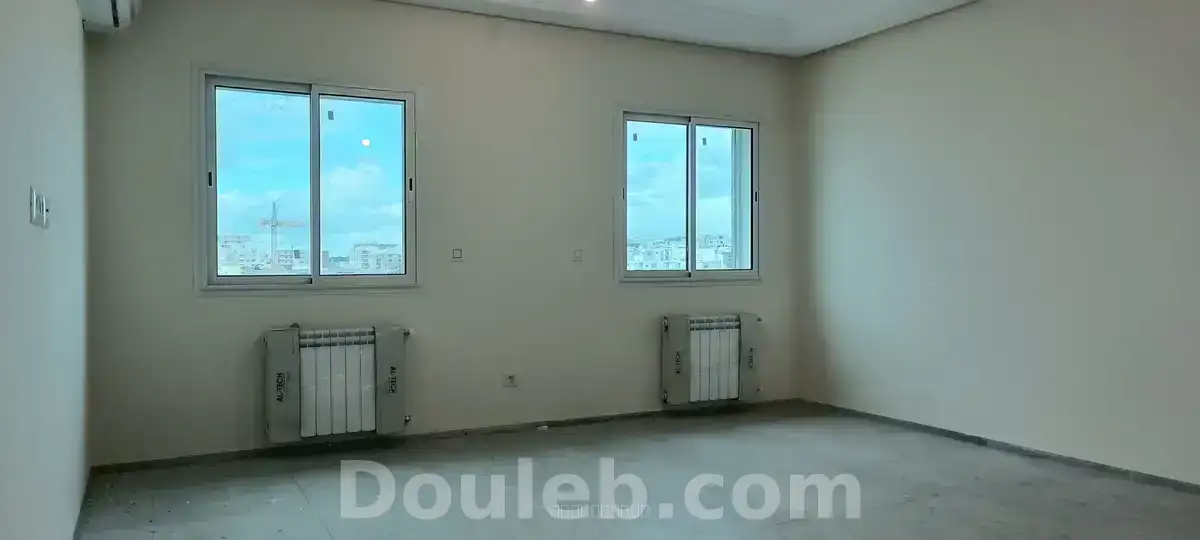 Bureau neuf en a2 à usage médical ou administratif - Miniature 2