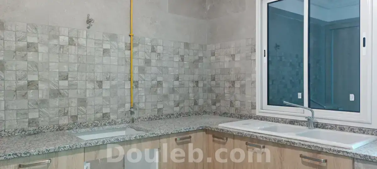 Bureau neuf en a2 à usage médical ou administratif - Miniature 3