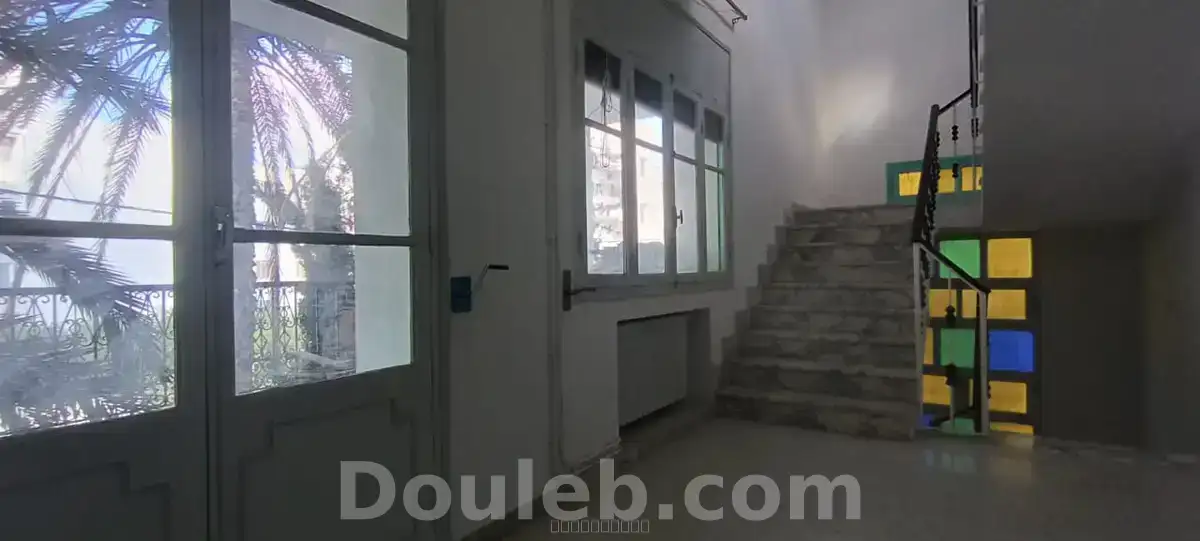 Villa d'angle au menzah 5 - Miniature 2