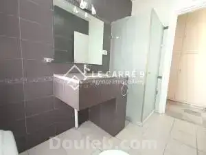 Une villa avec piscine au lac 2 - Miniature 5