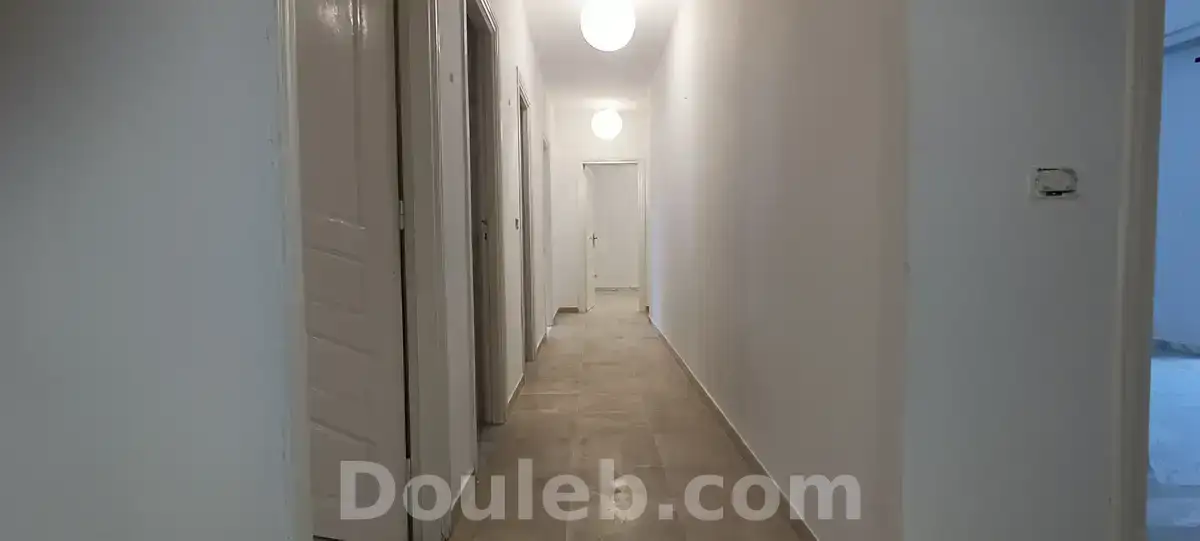 Appartement s3 rdc au ennasr 2 - Miniature 3