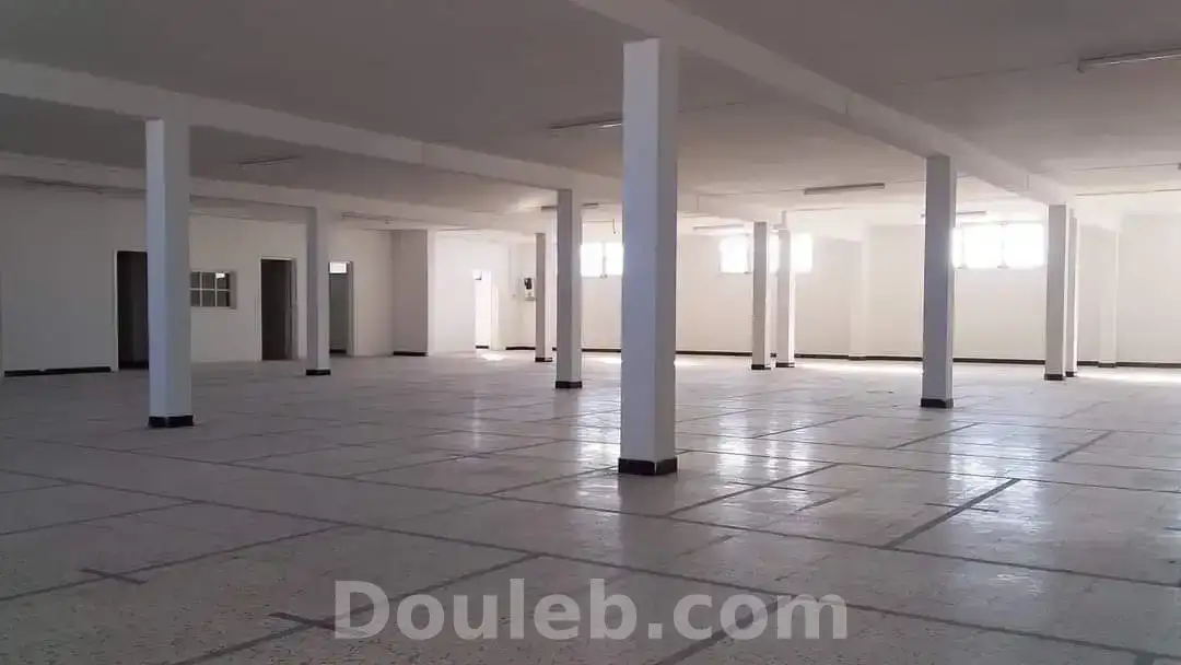 Local à usage industriel ou stockage au charguia 1 - Miniature 2