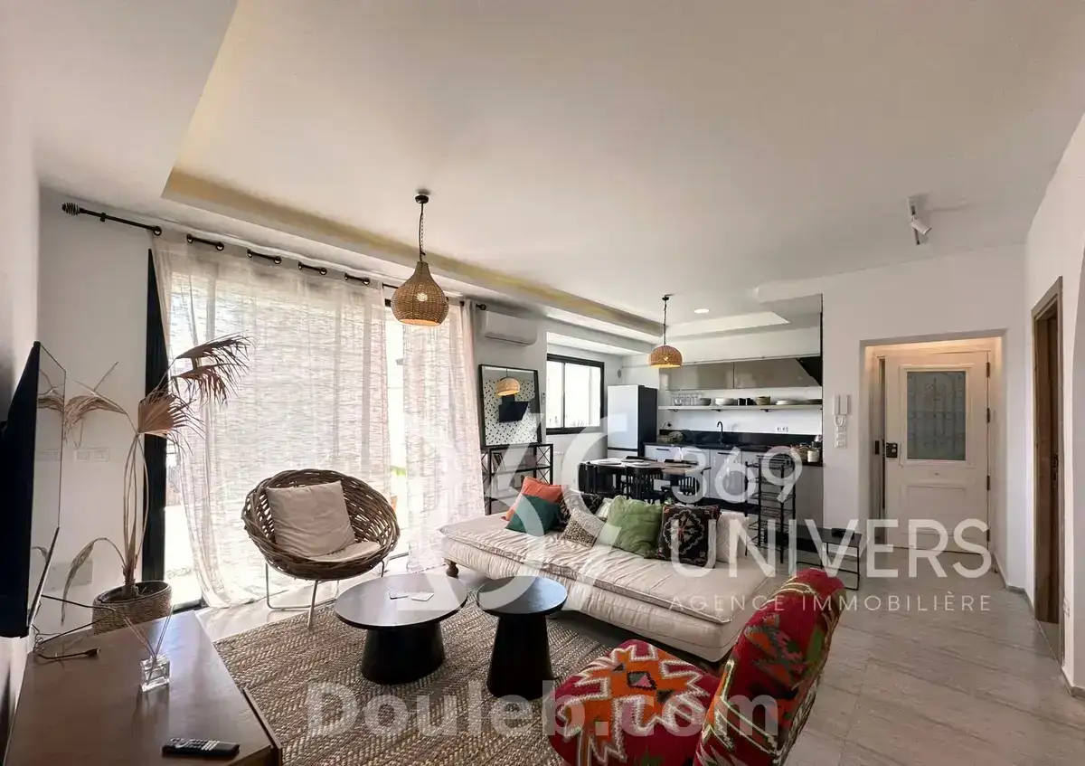 Appartement meublé avec terrasse à la marsa - Miniature 2