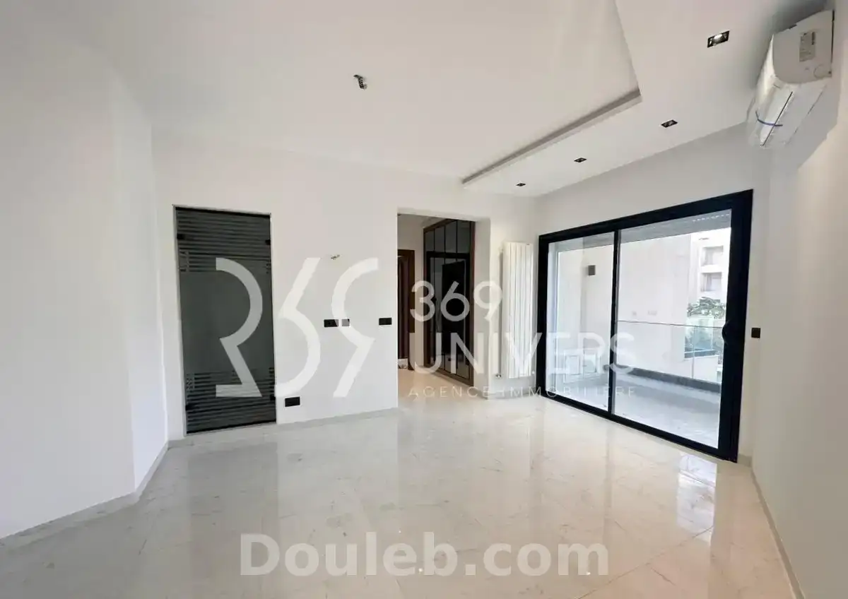 Triplex avec piscine au jardins de carthage - Miniature 3