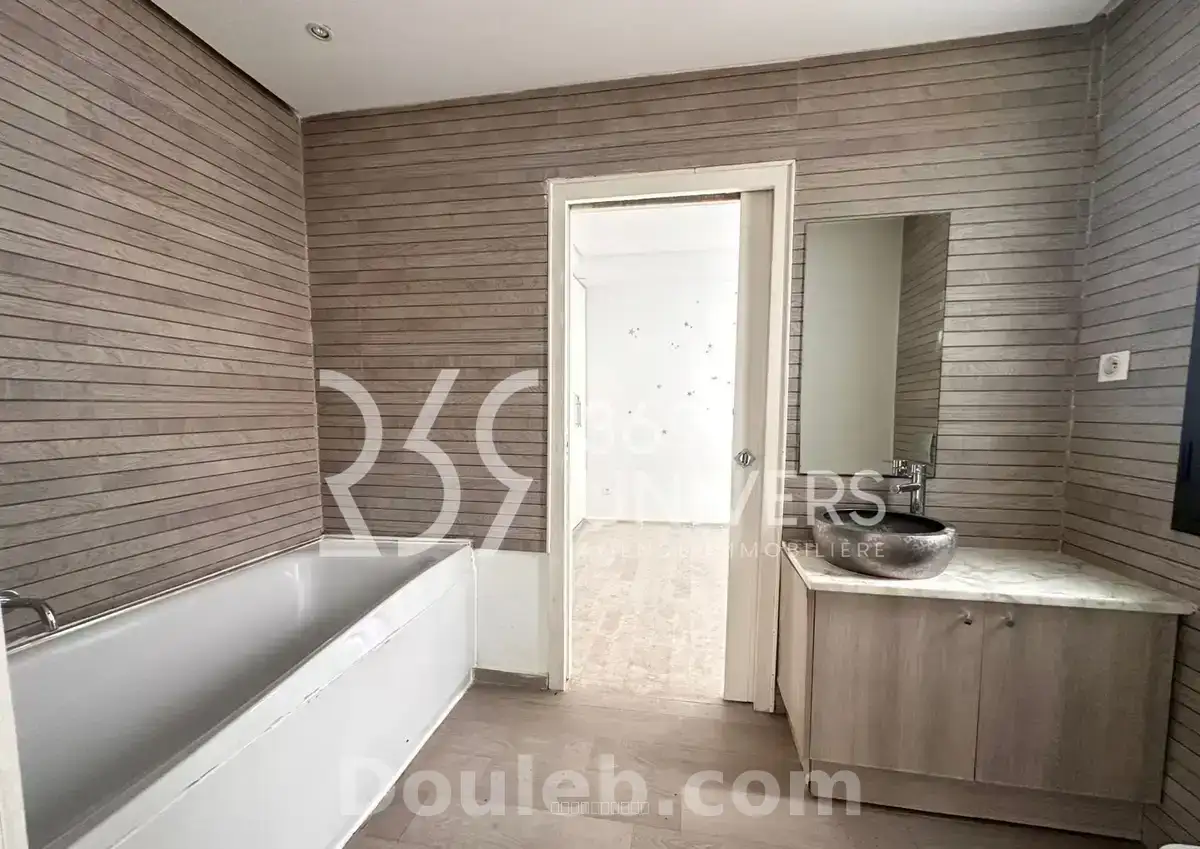 Duplex avec jardin à gammarth ref rd053 - Miniature 3