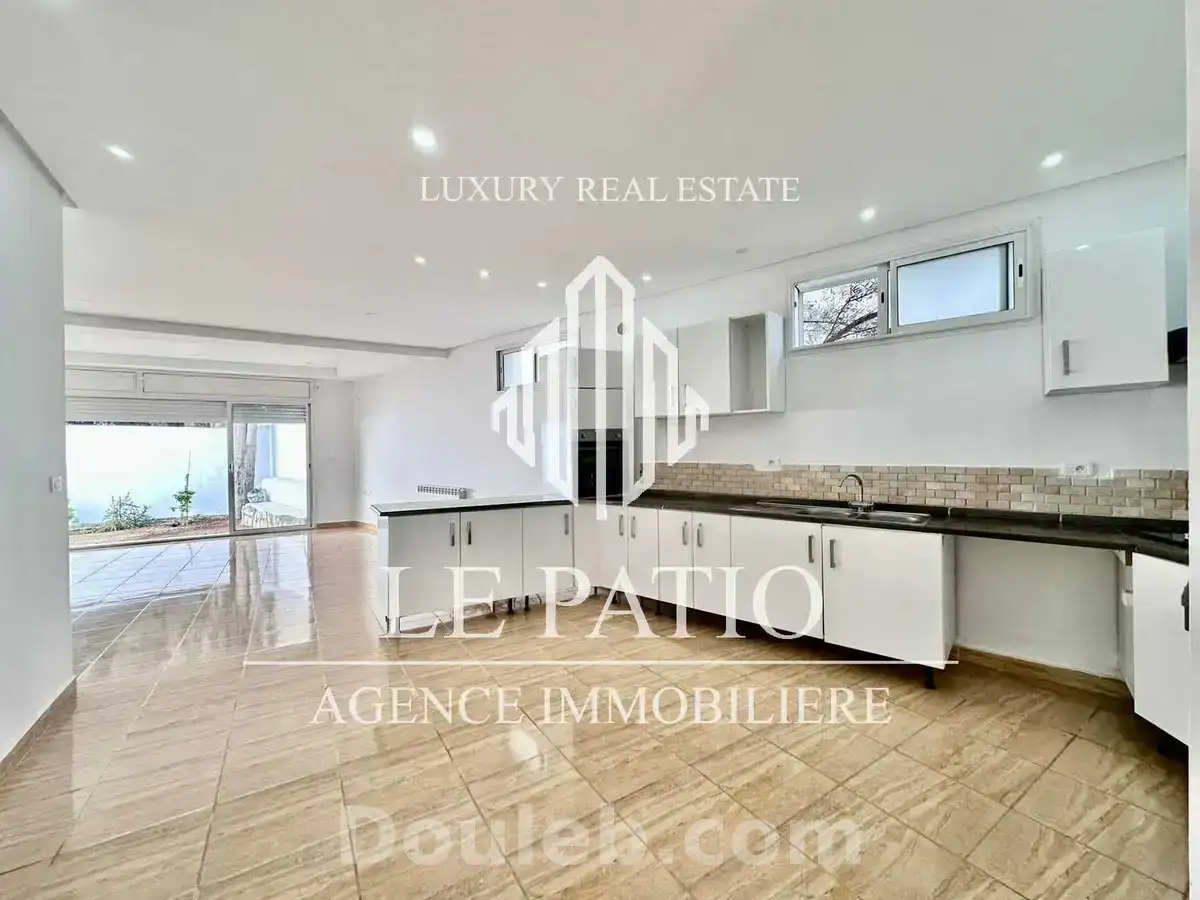 Villa de plain pied à la marsa - Miniature 2