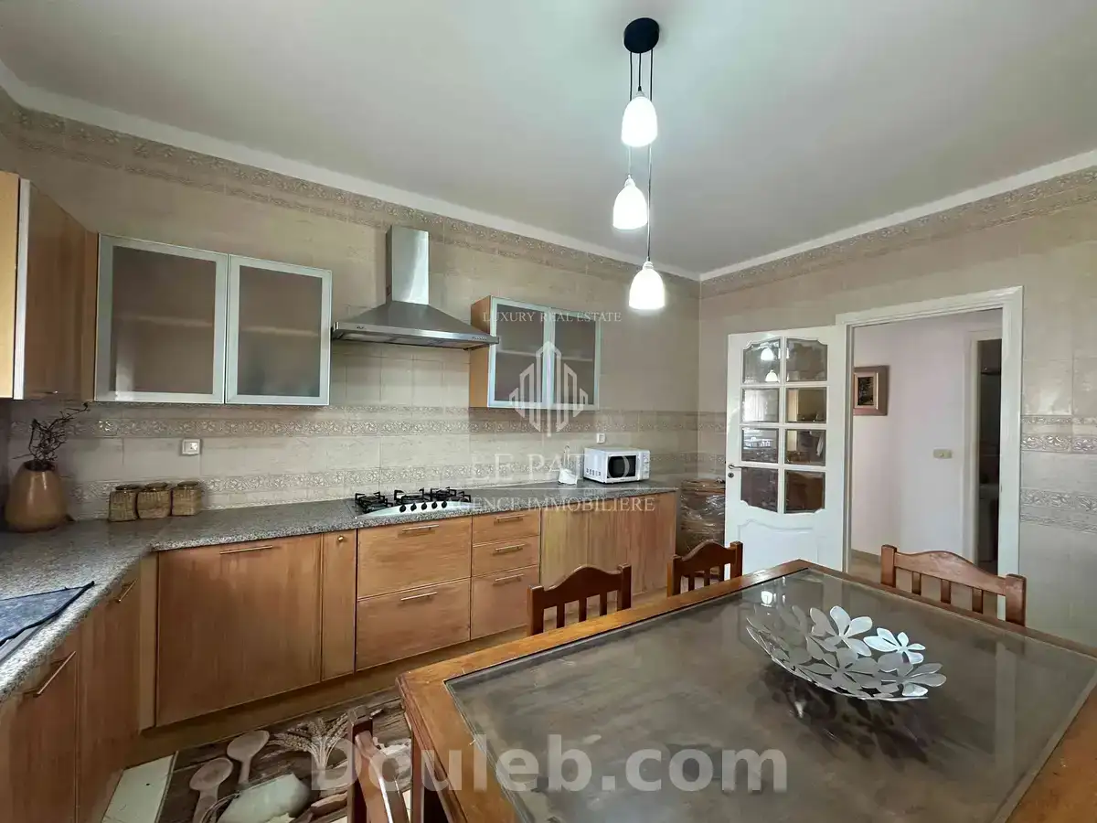 Etage de villa meublé a la marsa - Miniature 4