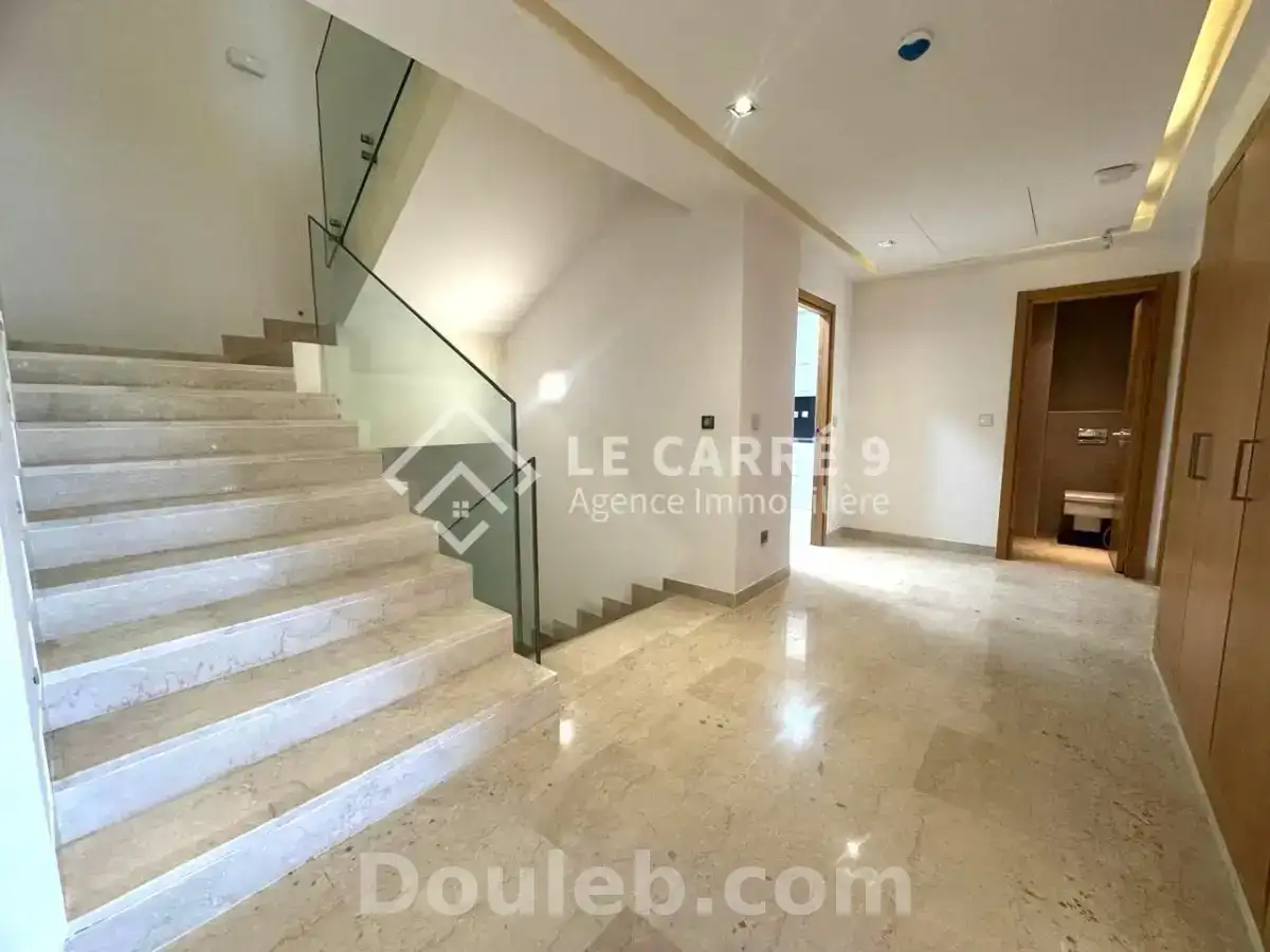 Duplex avec piscine au lac 2 - Miniature 2