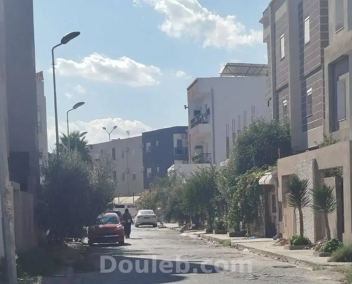 Terrain 10 min de mg borj cedria - Miniature 2