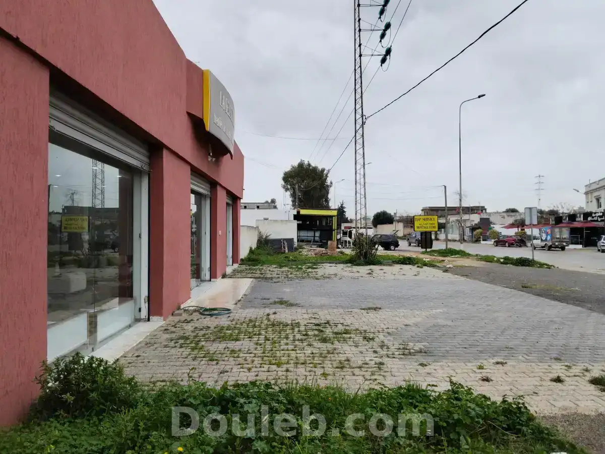 Jdaida vnt fc showroom - Miniature 2