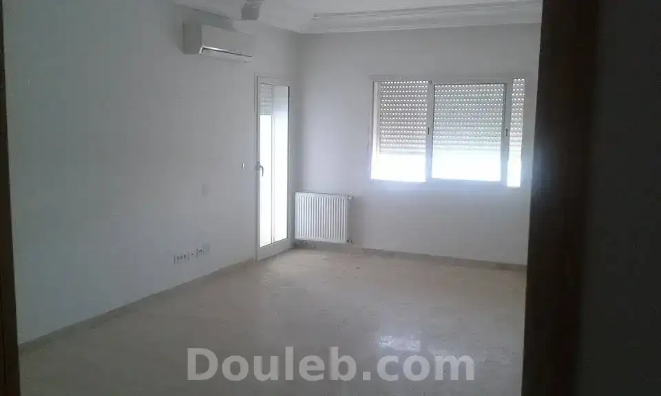 Ssm2 à la petite ariana près du pôle technologique - Miniature 2