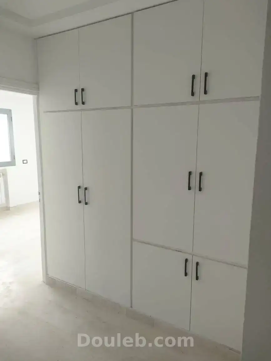 Étage de villa à chotrana 3 - Miniature 2