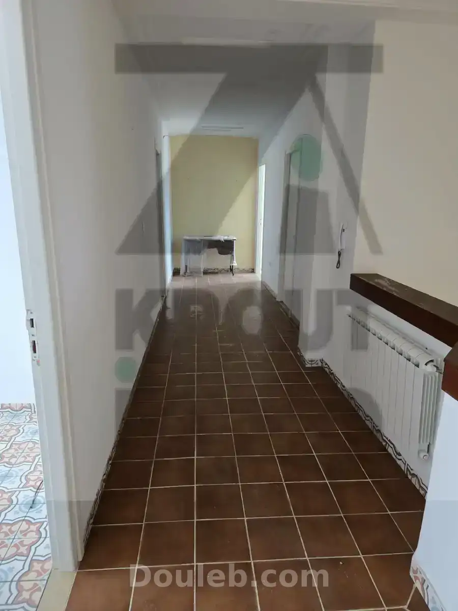 Villa avec piscine meublé ou vide chotrana - Miniature 3