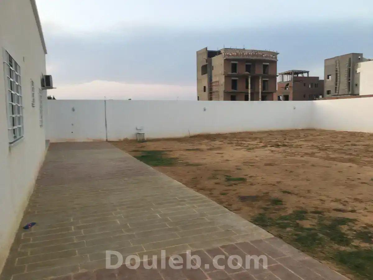 Villa a chott meriem - Miniature 3