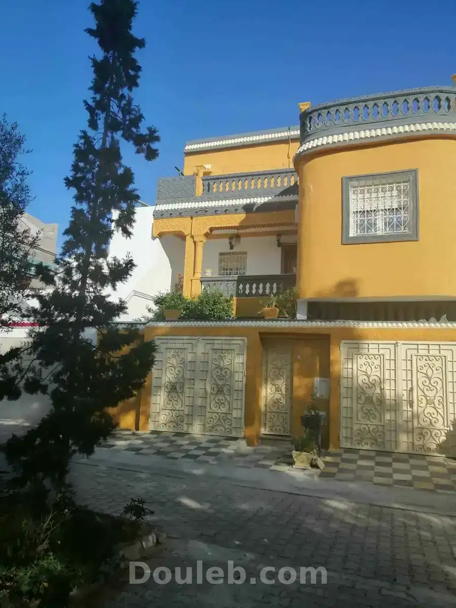 Belle maison - Photo 1