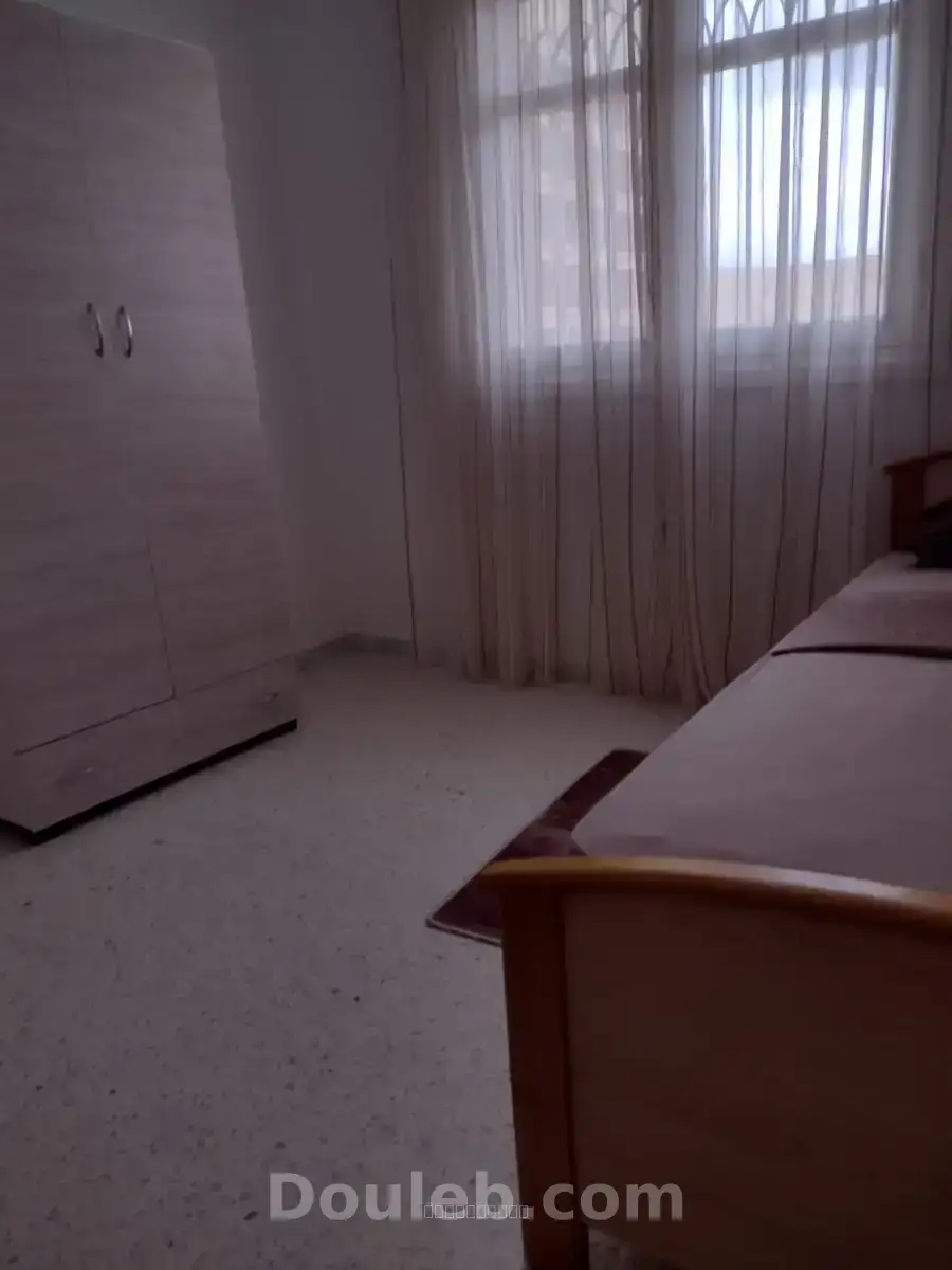 Appart splus2 meublé climatisé au rez de chaussée - Miniature 3