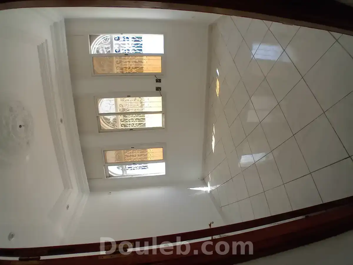 Rdc villa s4 hs avec jardin et garage - Miniature 3