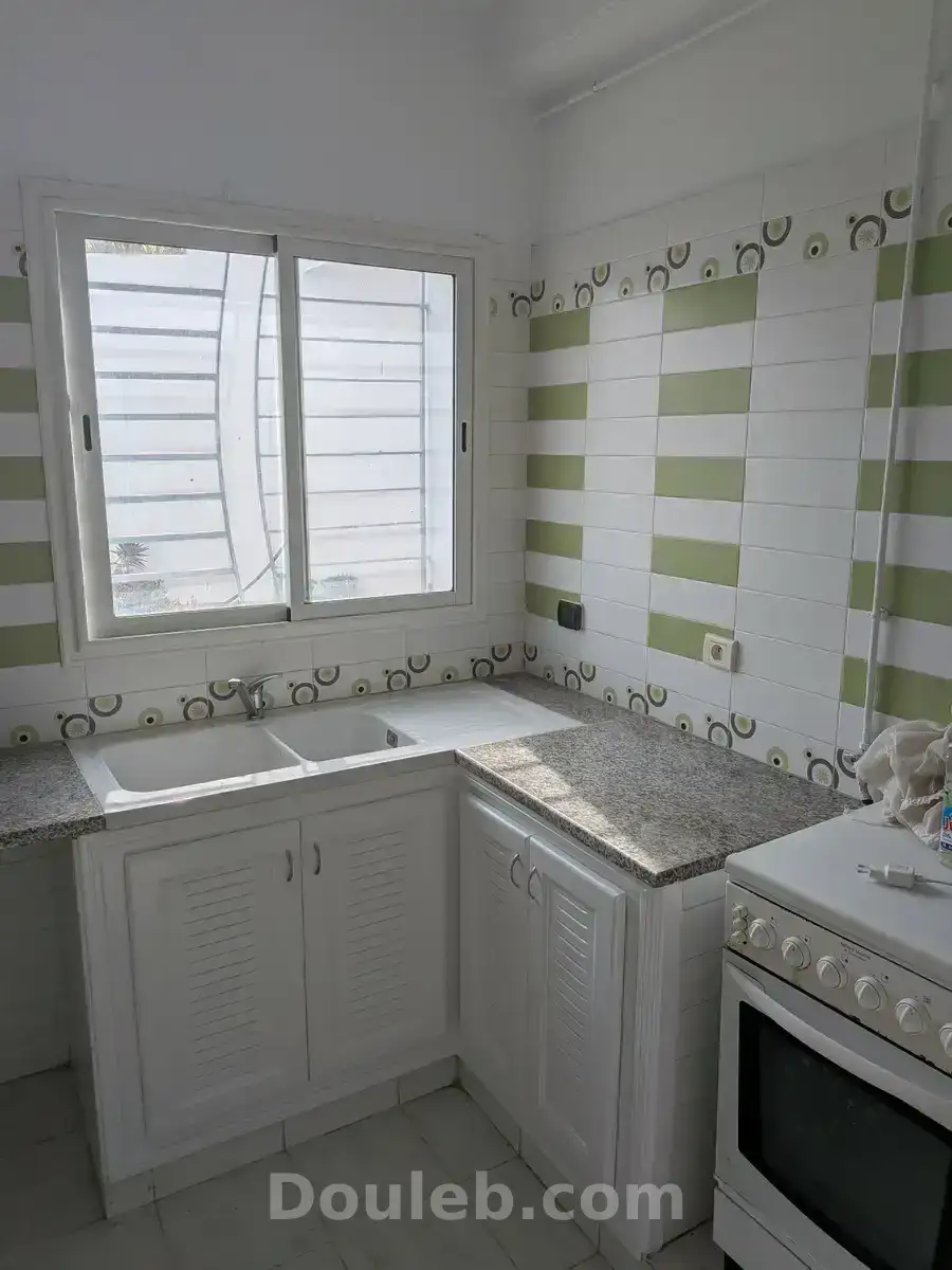 Appartement au rez de jardin d'une villa - Miniature 5