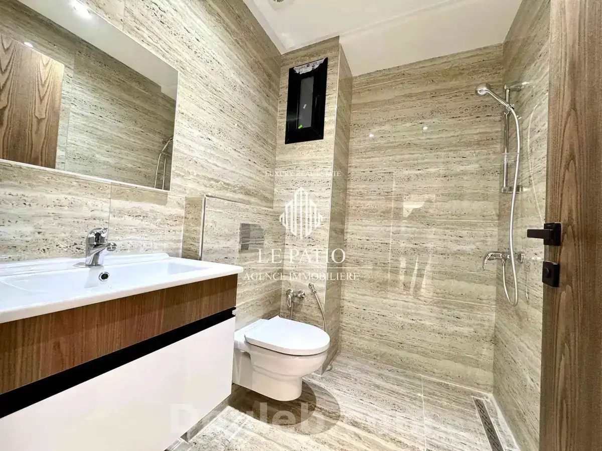 Appartement s2 neuf jamais habite a ain zaghouan - Miniature 4