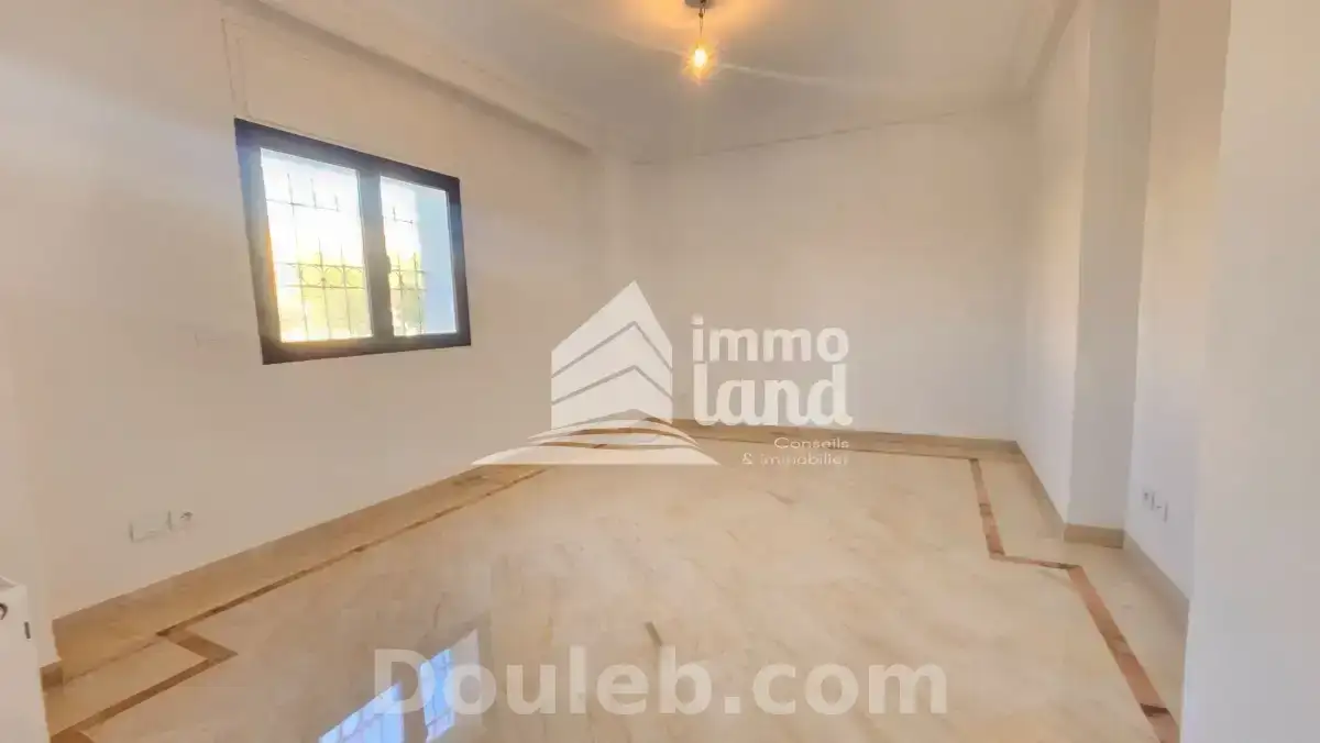 Duplex avec entrée indépendante à l'aouina - Photo 1