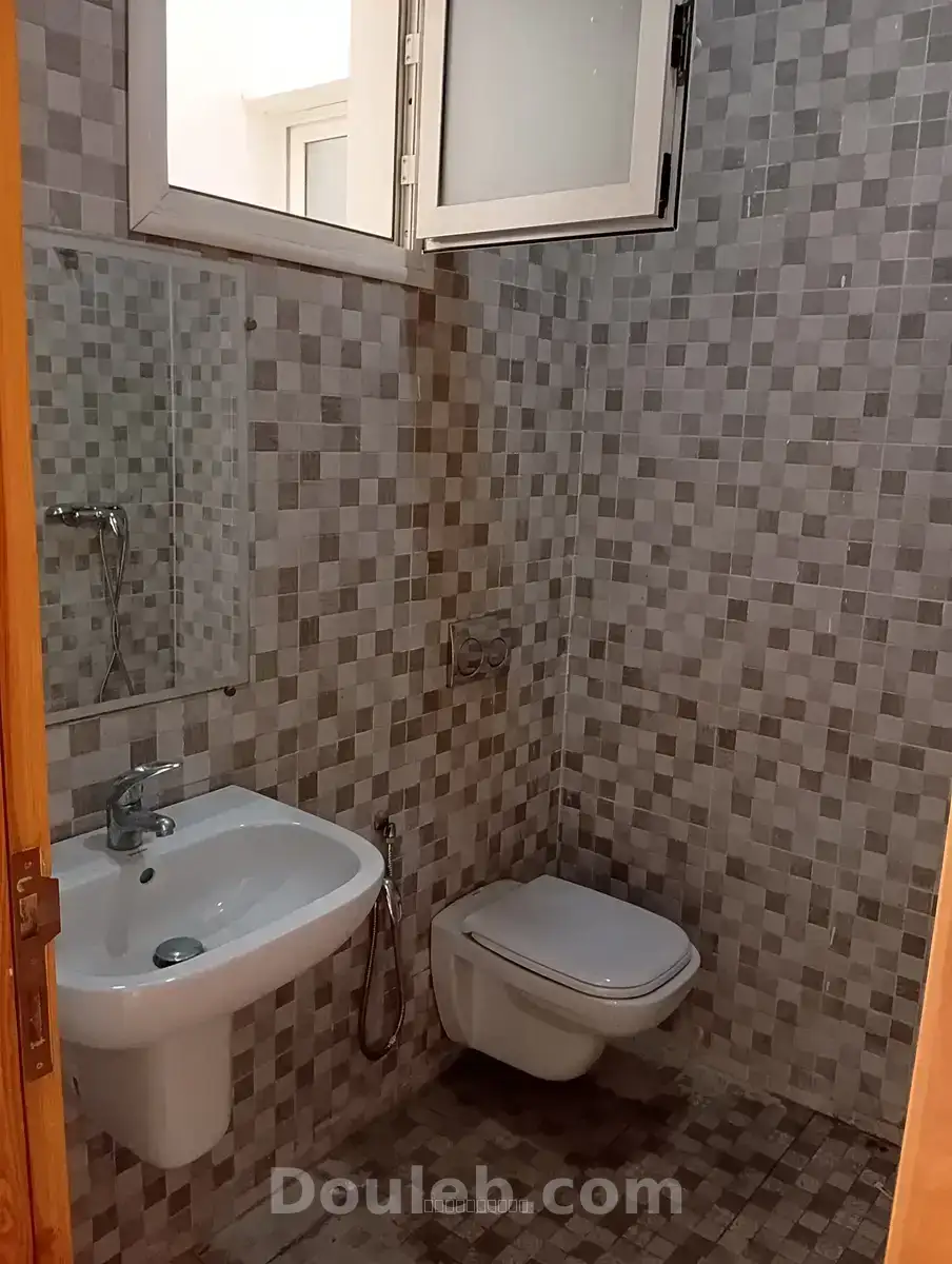 App h standing - Miniature 3