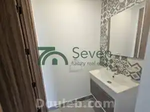 Un bureau en h3 aux berges du lac ii ref236a - Miniature 2