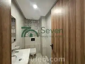 Un bureau en h3 aux berges du lac ii ref236a - Miniature 5