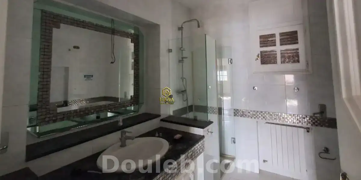 Villa s8 au lac 1 à usage bureautique avec jardin - Miniature 3