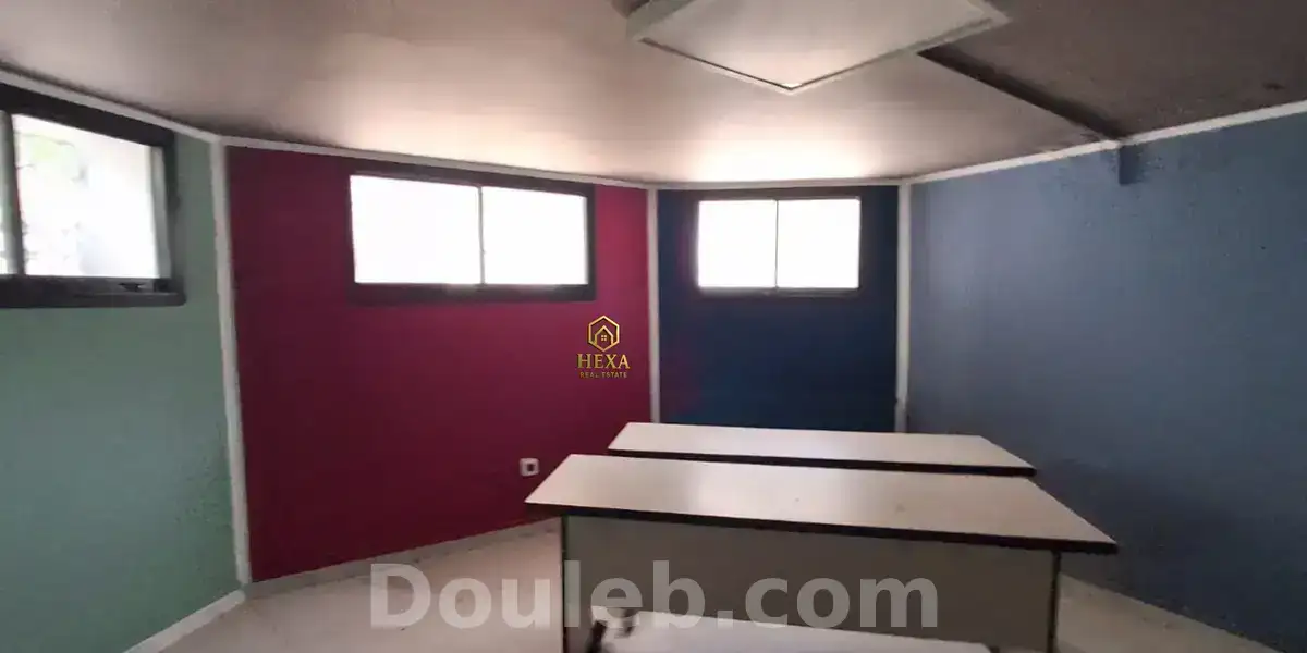 Villa s8 au lac 1 à usage bureautique avec jardin - Miniature 5