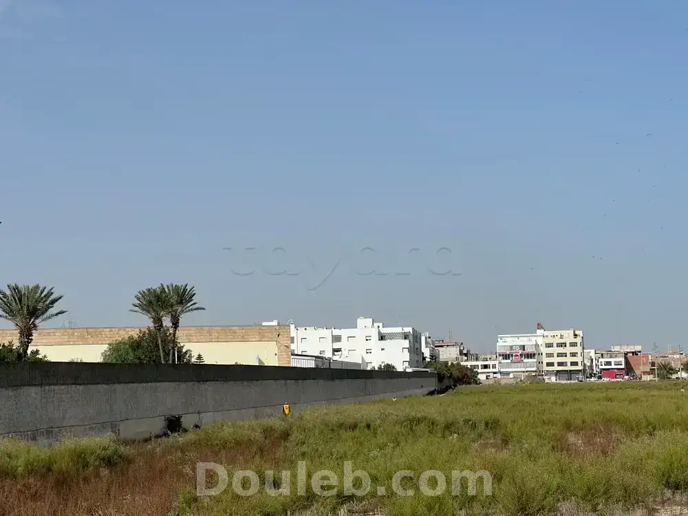 Terrain de 948 mètre carré - Photo 1