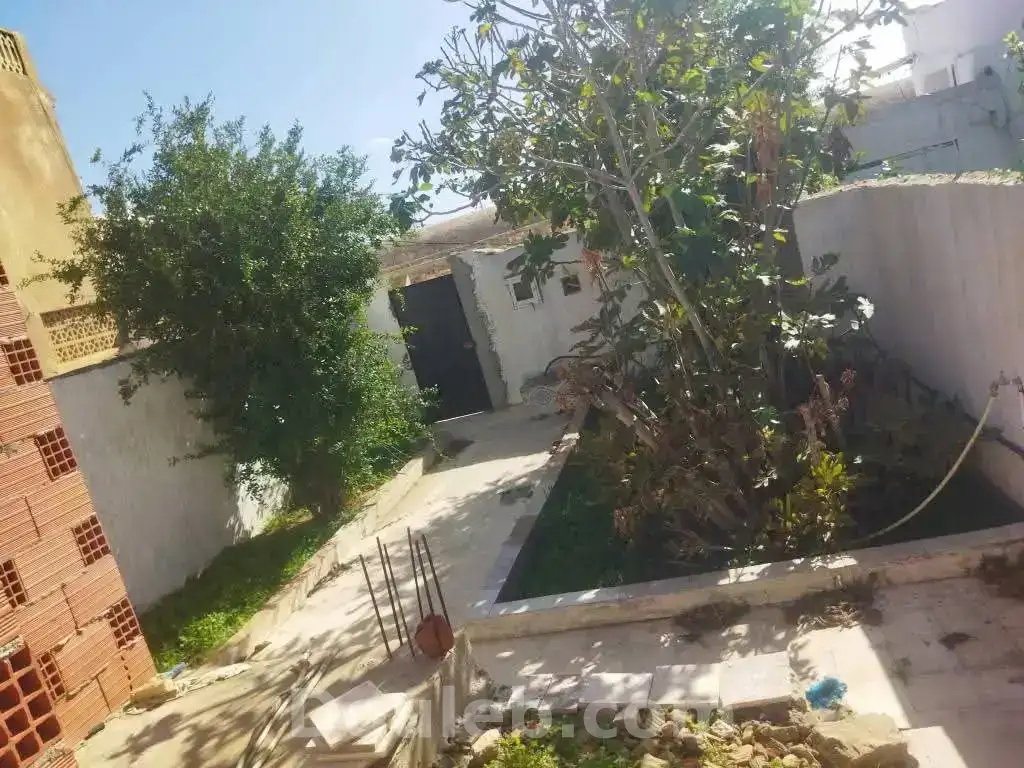 Maison dans 362m2 el haouaria cap bon - Miniature 2