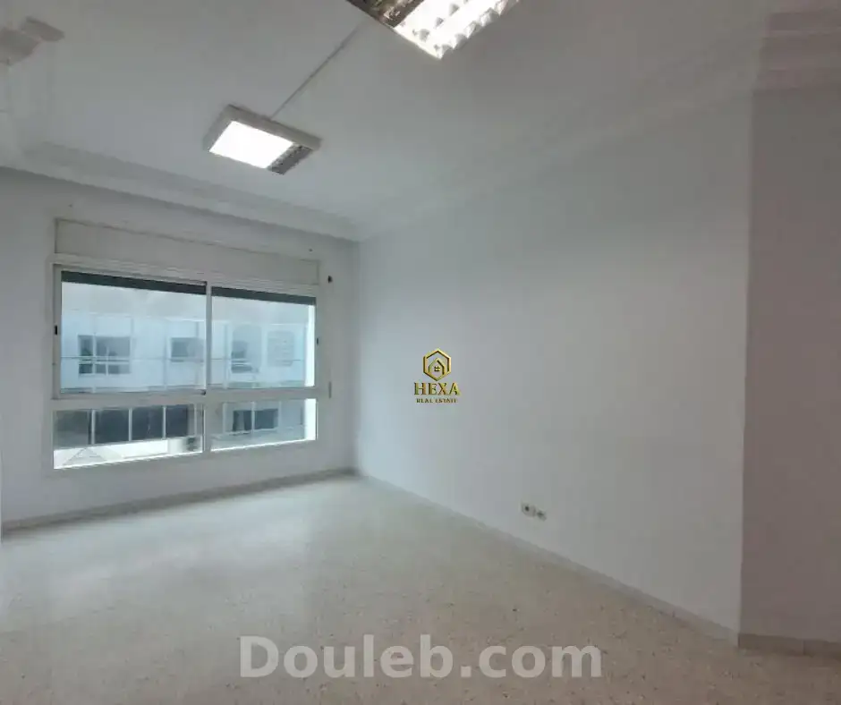 Appartement s3 à usage bureautique au lac 1 - Miniature 4