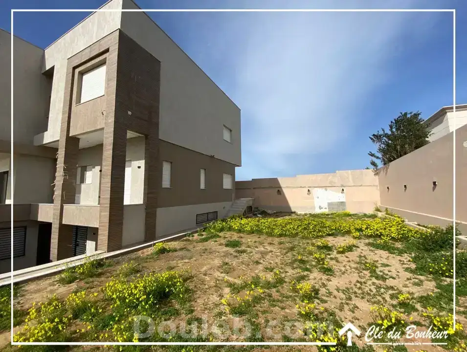 Superbe villa neuve à borj touil - Miniature 5