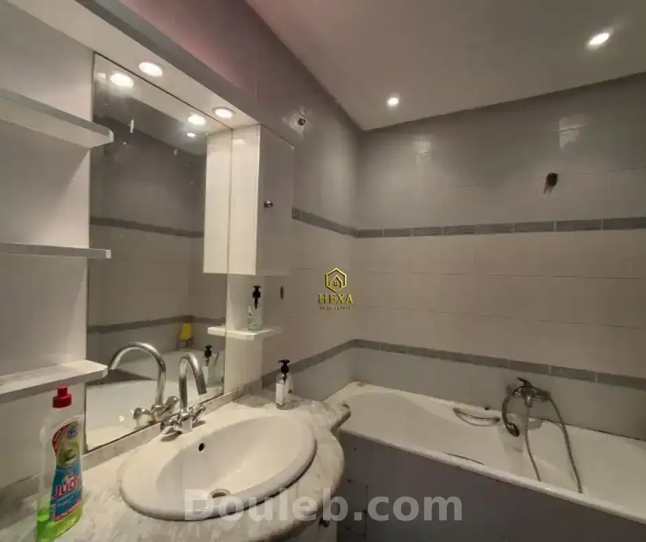 Appartement s1 à usage bureautique au lac 1 - Miniature 3