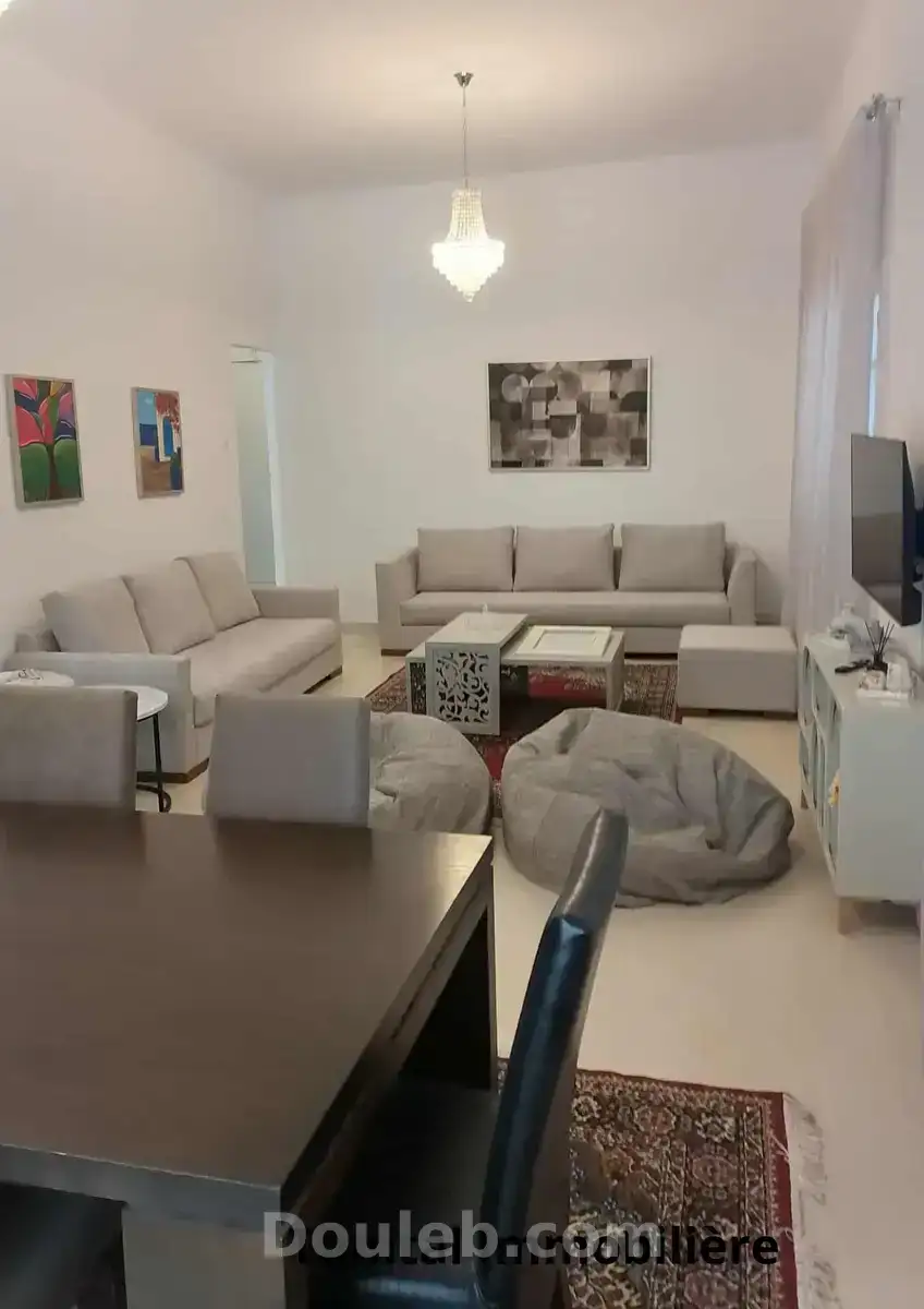 Villa sur deux niveaux séparés - Miniature 2