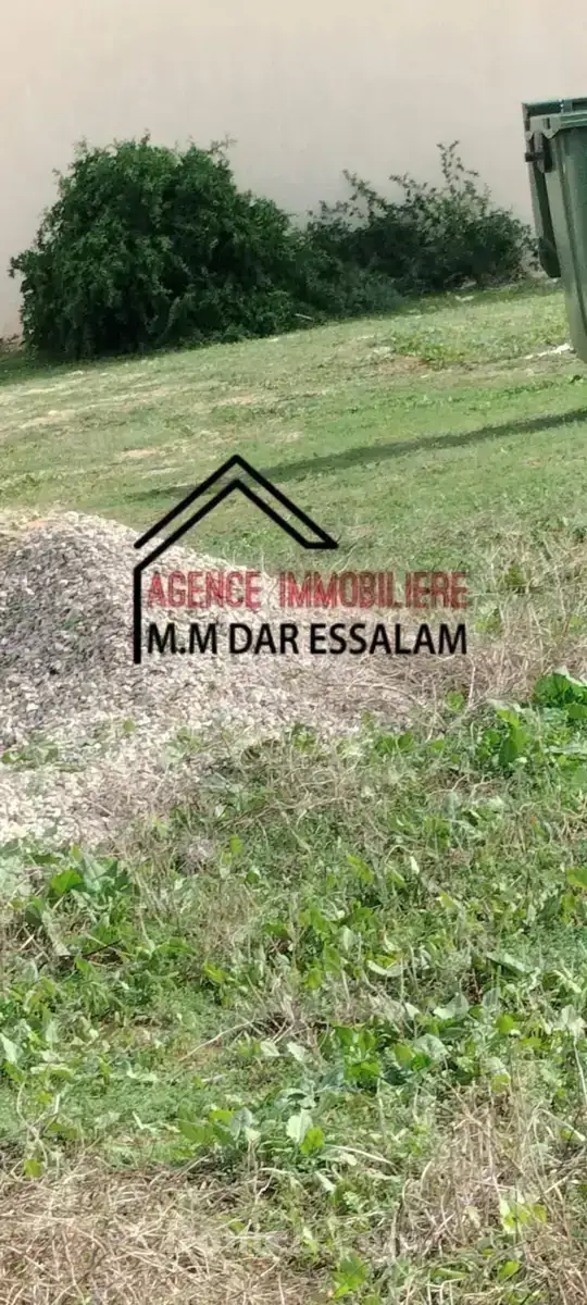 Un lot de terrain près de la plage - Miniature 5