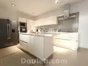 Un s3 avec piscine au lac 2 - Miniature 4