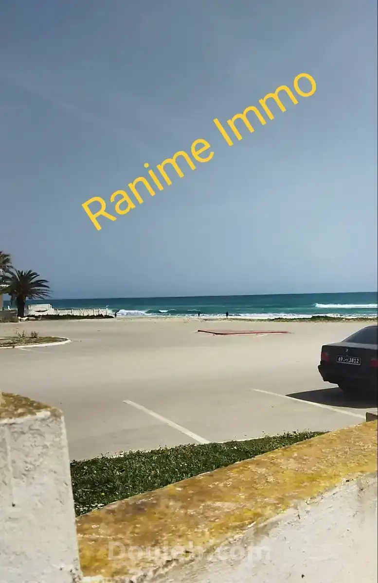 Occasion à ne pas rater pieds dans l'eau - Miniature 3