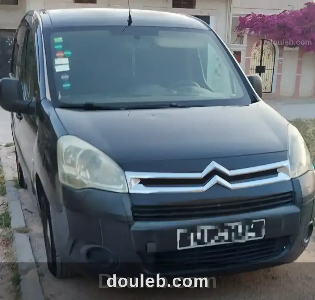 B9 en bonne état à Tunis