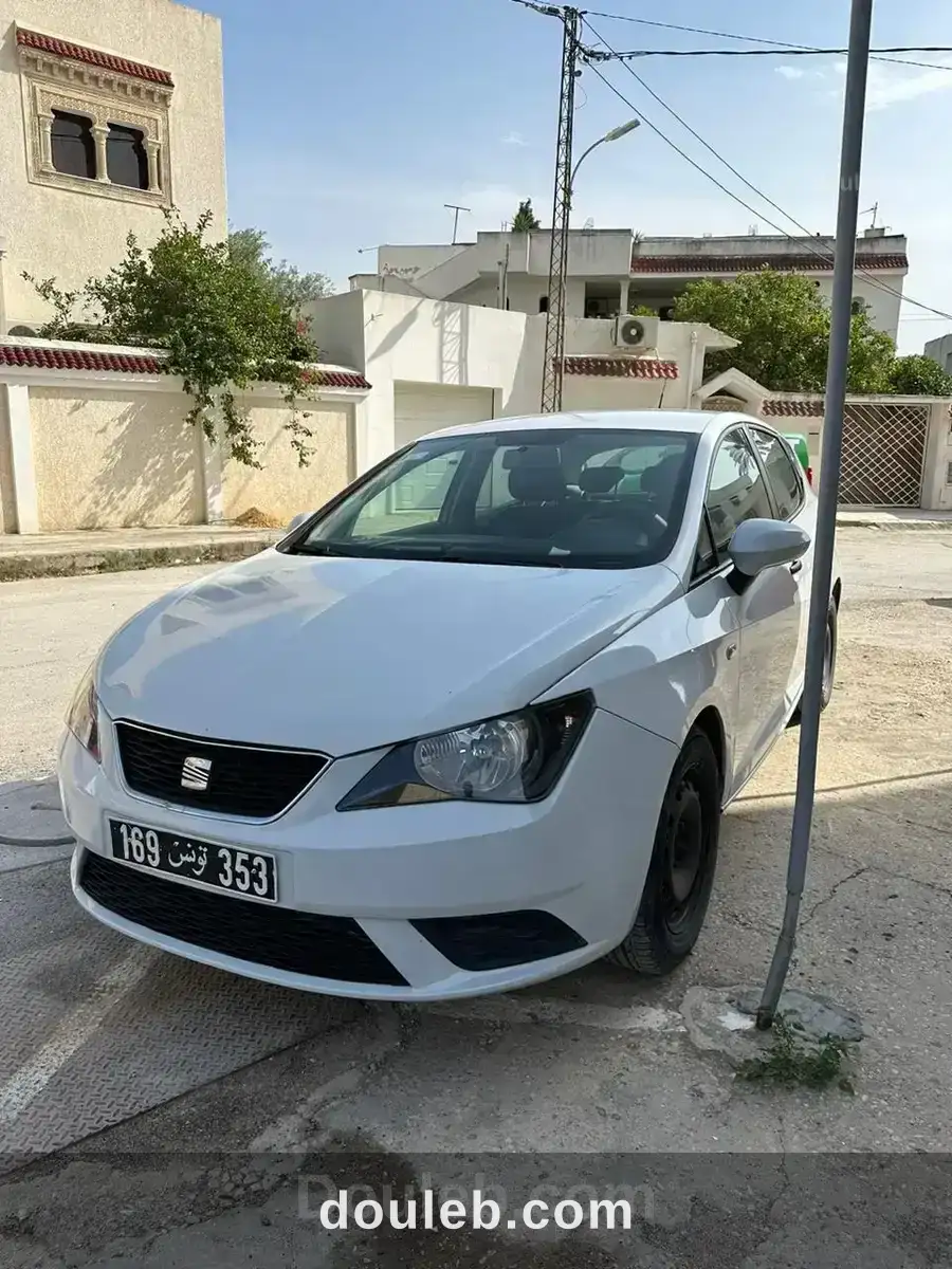 Seat ibiza à Tunis