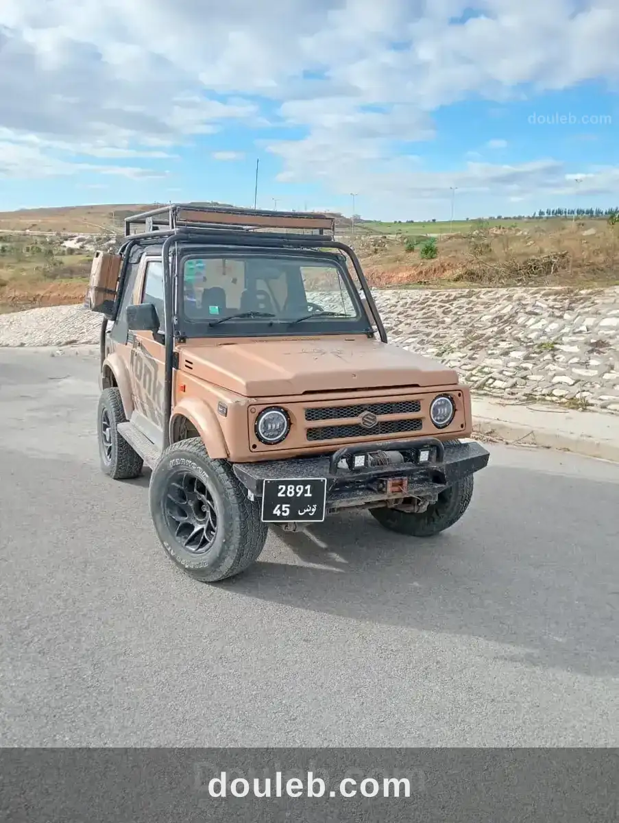 Unique suzuki samurai cabriolet à Tunis