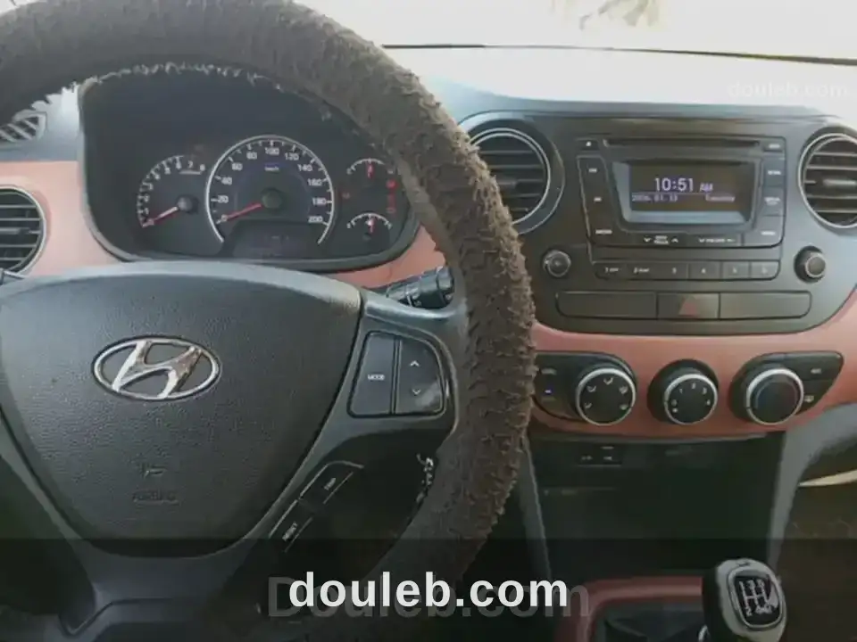 Une belle grand i10 à Tunis