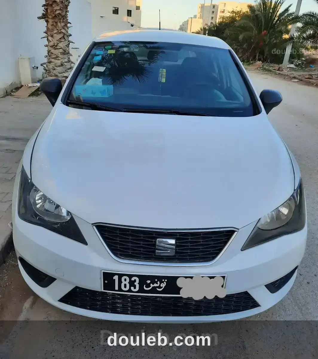 Seat ibiza 5cv à Tunis