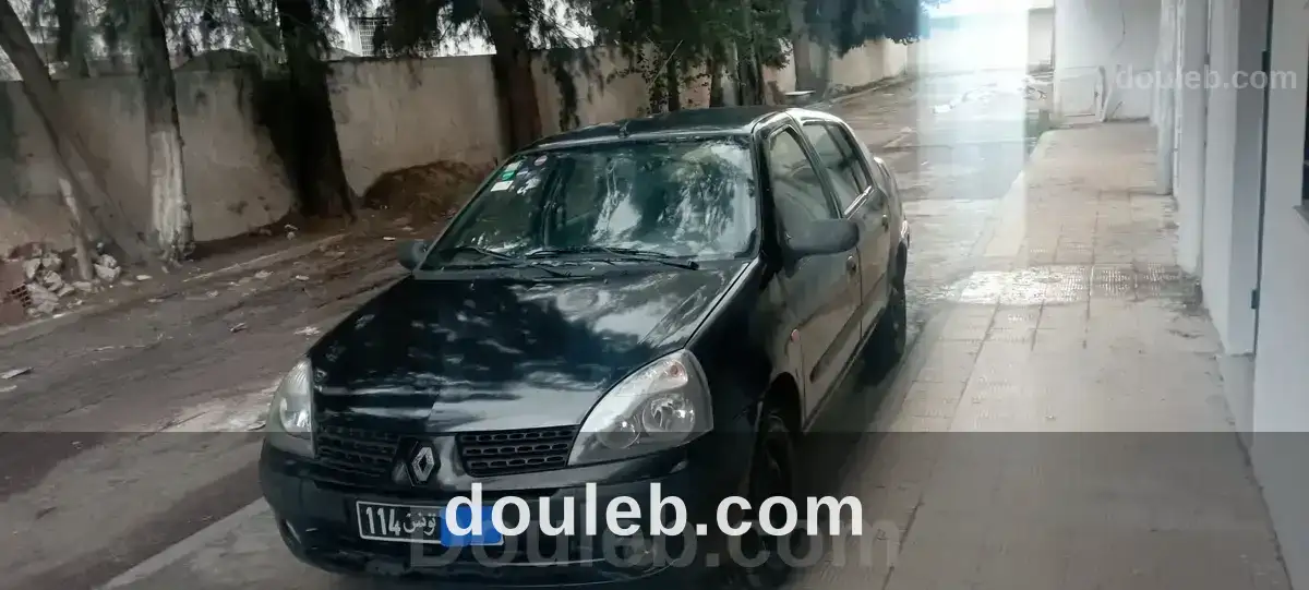 Clio classique très propre départ à l'étranger à Tunis