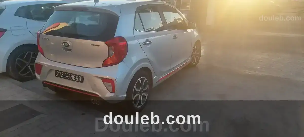 Picanto gt line à Tunis