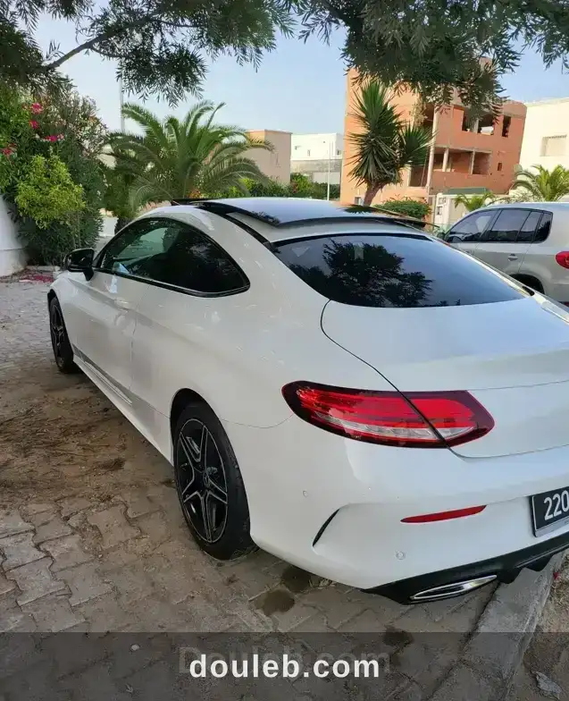 Mercedes c180 coupe sport à Tunis