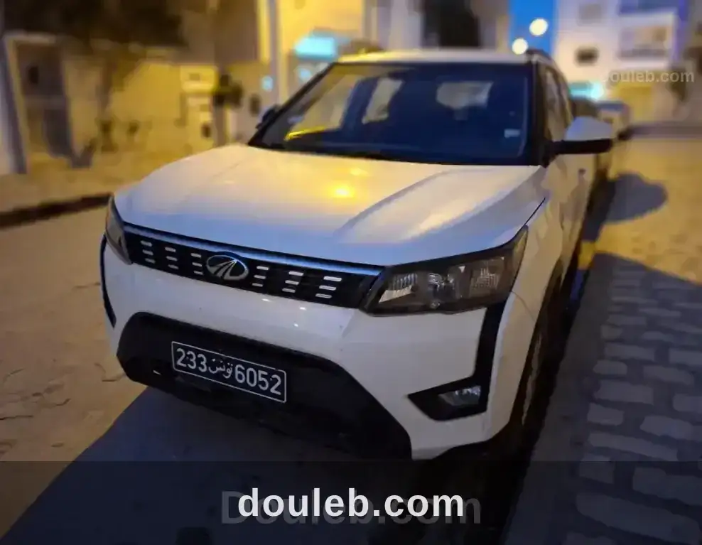 Mahindra xuv 300 w6 à Tunis