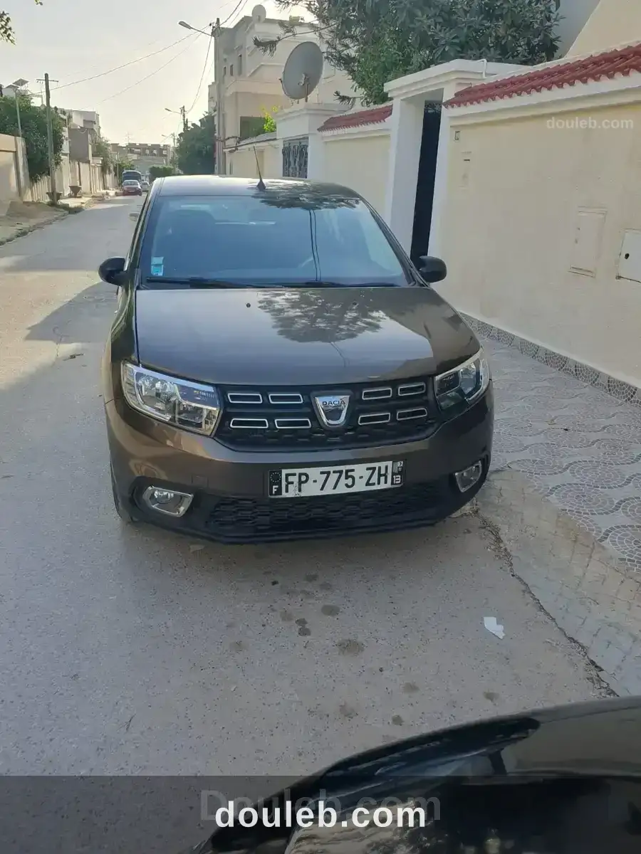 Dacia sandero toutes options moteur 0 9 tce à Tunis