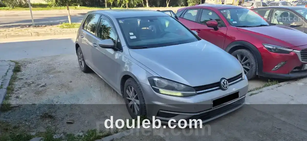 Volkswagen golf 7 confortline restylée à Tunis